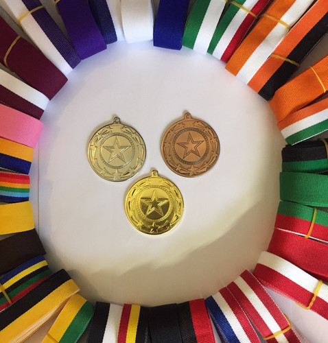 10x budget medal - medal, pack