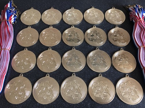 20x junior football medals - 20x,