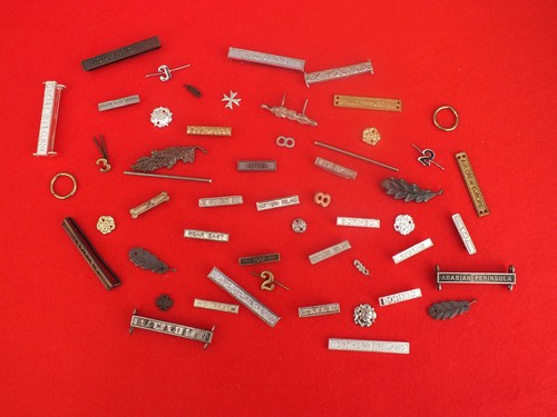 Medal devices clasps full - &,