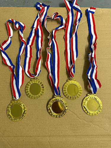 Lot gold medal - medal, awards