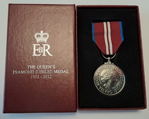 Queens diamond jubilee - jubilee, medal