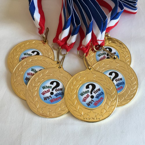 Quiz medals ribbons - quiz, gold